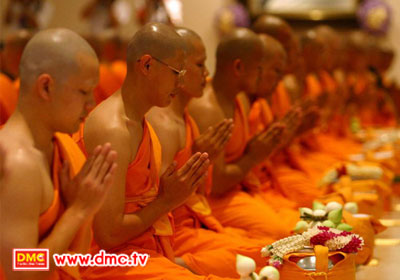 ถ้ามีหนี้พระอุปัชฌาย์ท่านจะบอกว่า ออกไปใช้หนี้ก่อน ไม่ให้บวช ถ้ามีหนี้พระอุปัชฌาย์ท่านจะบอกว่า ออกไปใช้หนี้ก่อน ไม่ให้บวช