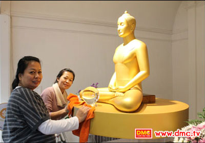 ทำความสะอาดพระพุทธรูป