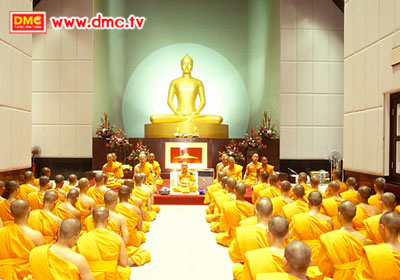 พระประธานในโบสถ์วัดพระธรรมกาย พระประธานในโบสถ์วัดพระธรรมกาย
