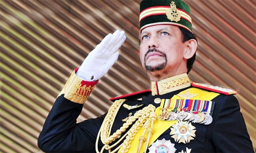 สมเด็จพระราชาธิบดี ฮัจญี ฮัสซานัล โบลเกียห์ มูอิซซัดดิน วัดเดาะห์