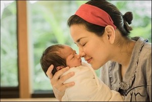 รูปภาพวันแม่ รูปแม่ลูกดารา รูปภาพวันแม่ รูปแม่ลูกดารา