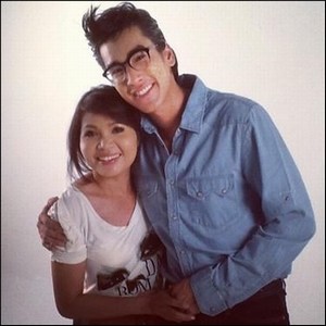 รูปภาพวันแม่แม่ลูกดารา รวมภาพแม่ลูกน่ารักๆ
