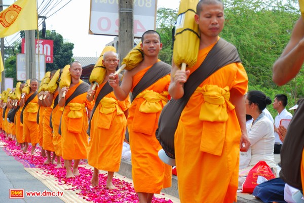 คณะพระธุดงค์ สถาปนาเส้นทางมหาปูชนียาจารย์ 1,127 รูป ที่ได้ผ่านการกลั่นจิตกลั่นใจ ฝึกฝนตนเองมาอย่างดี คณะพระธุดงค์ สถาปนาเส้นทางมหาปูชนียาจารย์ 1,127 รูป ที่ได้ผ่านการกลั่นจิตกลั่นใจ ฝึกฝนตนเองมาอย่างดี