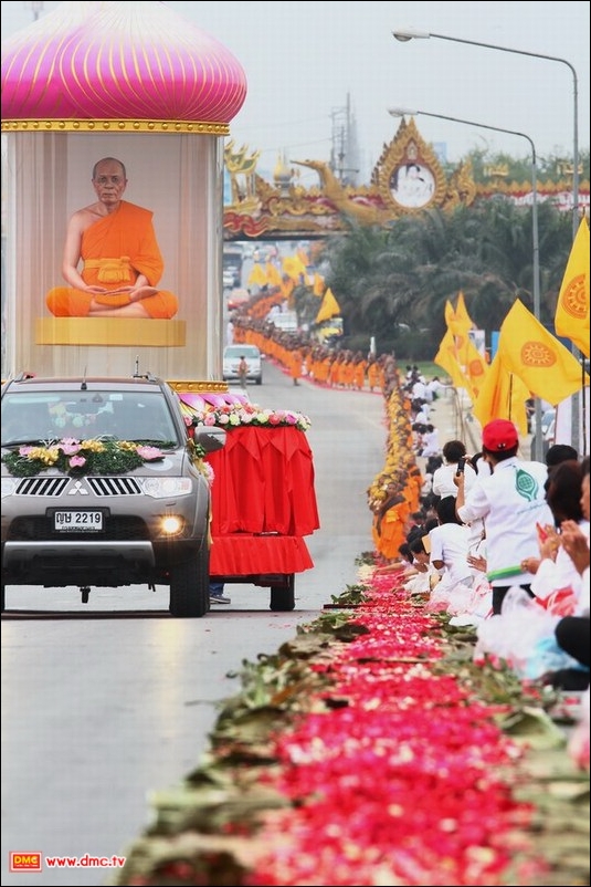 ธุดงค์ธรรมชัย สถาปนาเส้นทางมหาปูชนียาจารย์