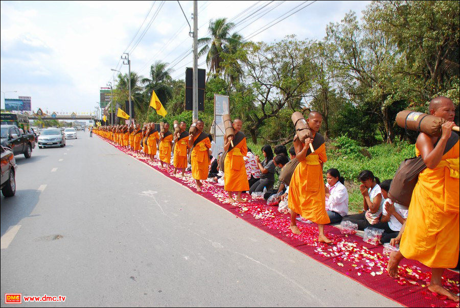 การได้เห็นสมณะเป็นมงคลอันสูงสุด การได้เห็นสมณะเป็นมงคลอันสูงสุด