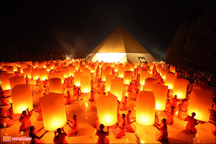 บรรยากาศก็เต็มไปด้วยความปลื้ม