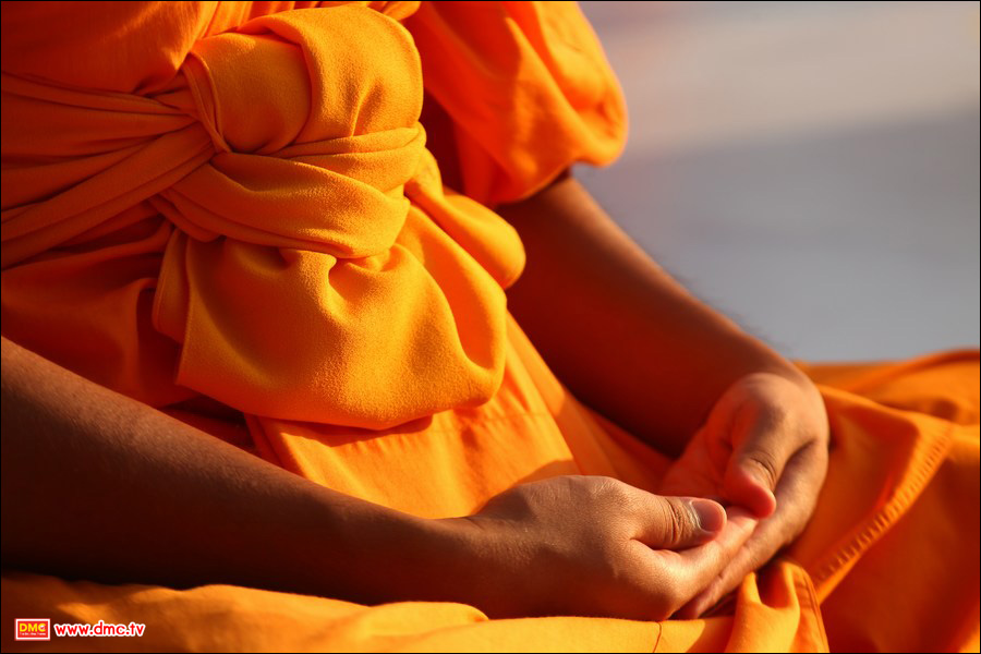 บูชาธรรมมหาปูชนียาจารย์ ด้วยการหยุดใจ 