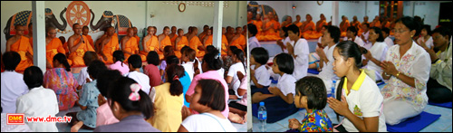 พระธุดงค์เทศน์สอนพัฒนาชาวบ้าน (บน) ควบคู่ไปกับการพัฒนาวัด (ล่าง) พระธุดงค์เทศน์สอนพัฒนาชาวบ้าน (บน) ควบคู่ไปกับการพัฒนาวัด (ล่าง)