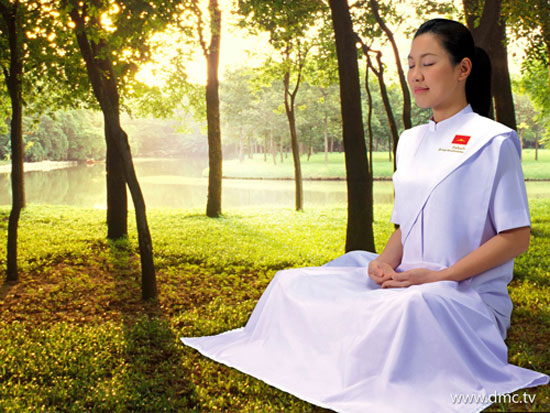 นั่งสมาธิเตรียมใจให้สงบ