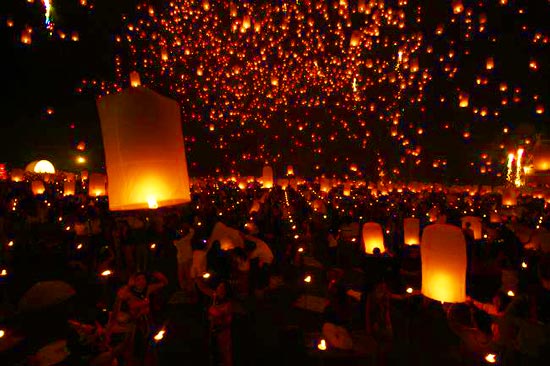 ประเพณียี่เป็ง ธุดงคสถานล้านนา ประเพณียี่เป็ง ธุดงคสถานล้านนา