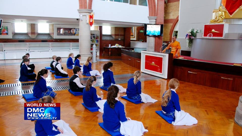 Students of Danesfield Manor School Visited Wat Phra Dhammakaya London Students of Danesfield Manor School Visited Wat Phra Dhammakaya London