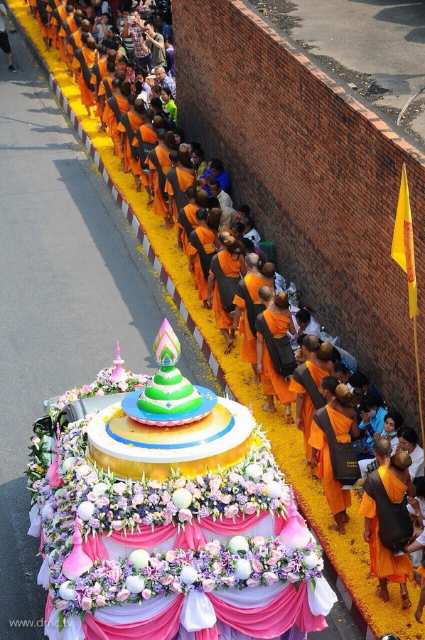 The Photo Collection of Welcoming 500 Dhutanga Monks on Wednesday April 9th, 2014 The Photo Collection of Welcoming 500 Dhutanga Monks on Wednesday April 9th, 2014