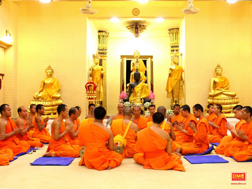 ขั้นตอนบวชพระในอุโบสถ