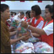 โครงการตักบาตรฯ และมูลนิธิธรรมกาย ช่วยผู้ประสบภัยน้ำท่วม จ.อยุธยา โครงการตักบาตรฯ และมูลนิธิธรรมกาย ช่วยผู้ประสบภัยน้ำท่วม จ.อยุธยา