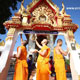 พระธรรมทายาทร่วมกับชาวบ้านบำรุงศาสนสถาน พระธรรมทายาทร่วมกับชาวบ้านบำรุงศาสนสถาน