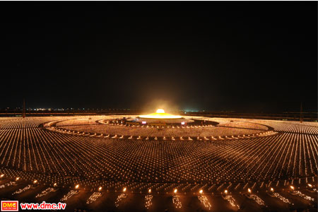 จุดมาฆประทีป ณ วัดพระธรรมกาย จุดมาฆประทีป ณ วัดพระธรรมกาย