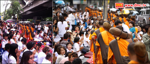 ความเลื่อมใสศรัทธา ที่ไม่เคยจางหายไปจากใจชาวพุทธ ความเลื่อมใสศรัทธา ที่ไม่เคยจางหายไปจากใจชาวพุทธ