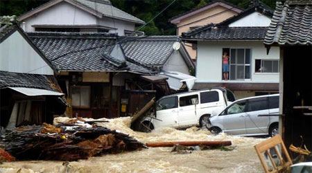 เกิดฝนตกหนัก และดินถล่มในหลายพื้นที่ 
