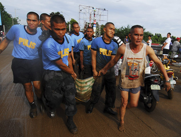 พายุโซนร้อนวาชิ