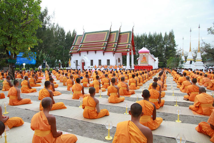 ปฎิบัติธรรมวัดโบสถ์บน