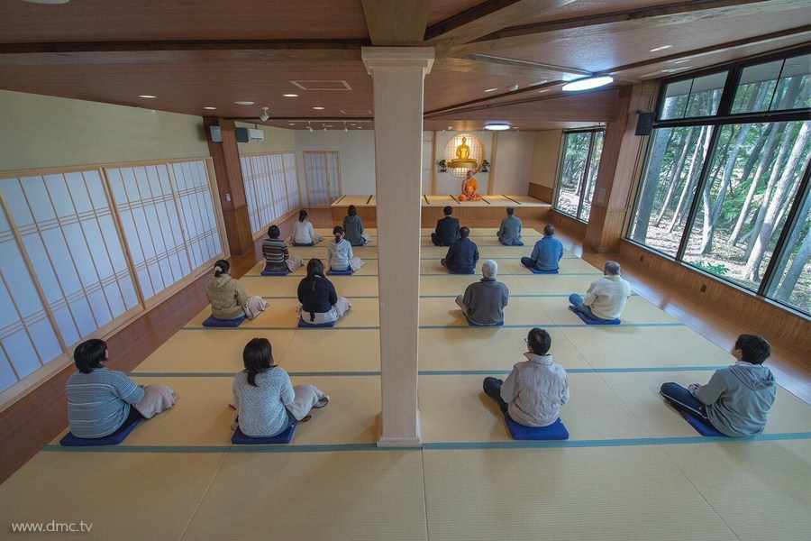 580411-Meditation-retreat-japan_045.jpg