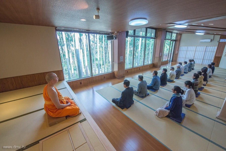 580411-Meditation-retreat-japan_093.jpg