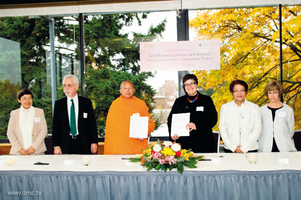 การลงนามสัญญาความร่วมมือทางวิชาการของสถาบันดีรีกับมหาวิทยาลัยวอชิงตัน สหรัฐอเมริกา ในโครงการศึกษาคัมภีร์พระพุทธศาสนายุคต้น การลงนามสัญญาความร่วมมือทางวิชาการของสถาบันดีรีกับมหาวิทยาลัยวอชิงตัน สหรัฐอเมริกา ในโครงการศึกษาคัมภีร์พระพุทธศาสนายุคต้น