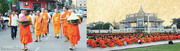 สมเด็จพระสังฆราชและคณะสงฆ์กัมพูชาร่วมบำเพ็ญกุศลสวดพระอภิธรรม ถวายเป็นพระราชกุศล แด่สมเด็จพระนโรดม สีหนุ ณ ลานหน้าพระราชวังหลวงและเมตตาให้ผู้เขียนกับคณะเข้าร่วมพิธีดังกล่าวนี้ด้วย