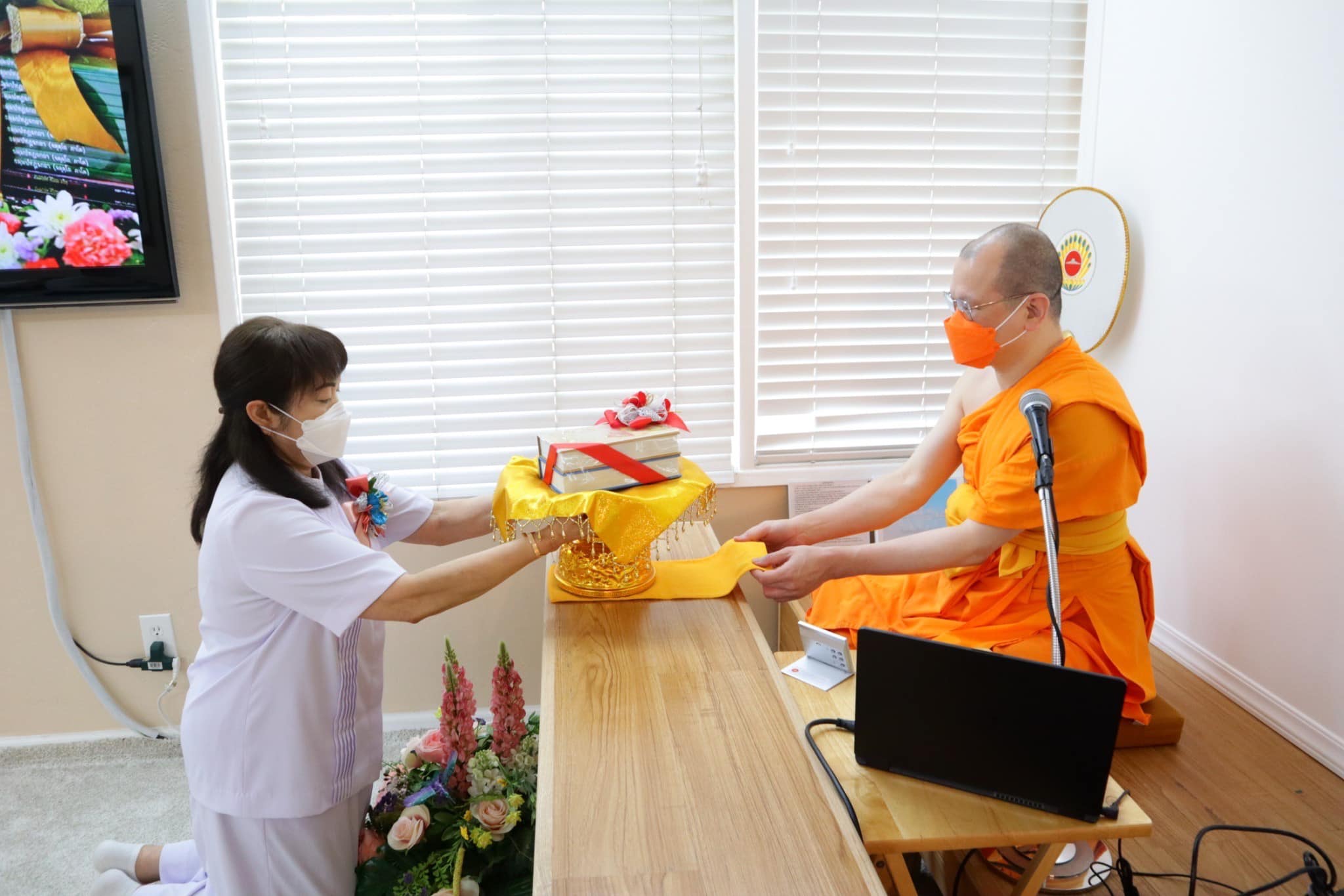วัดภาวนาซานดิเอโก จัดพิธีถวายกองบุญปัญญาบารมี