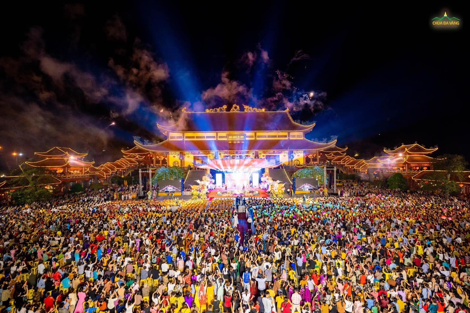 ผู้นำองค์กร-ประมุขสงฆ์ 3 นิกาย กว่า 10 ประเทศ และชาวพุทธ ร่วมงานวิสาขบูชานานาชาติ ณ วัดบาหว่าง