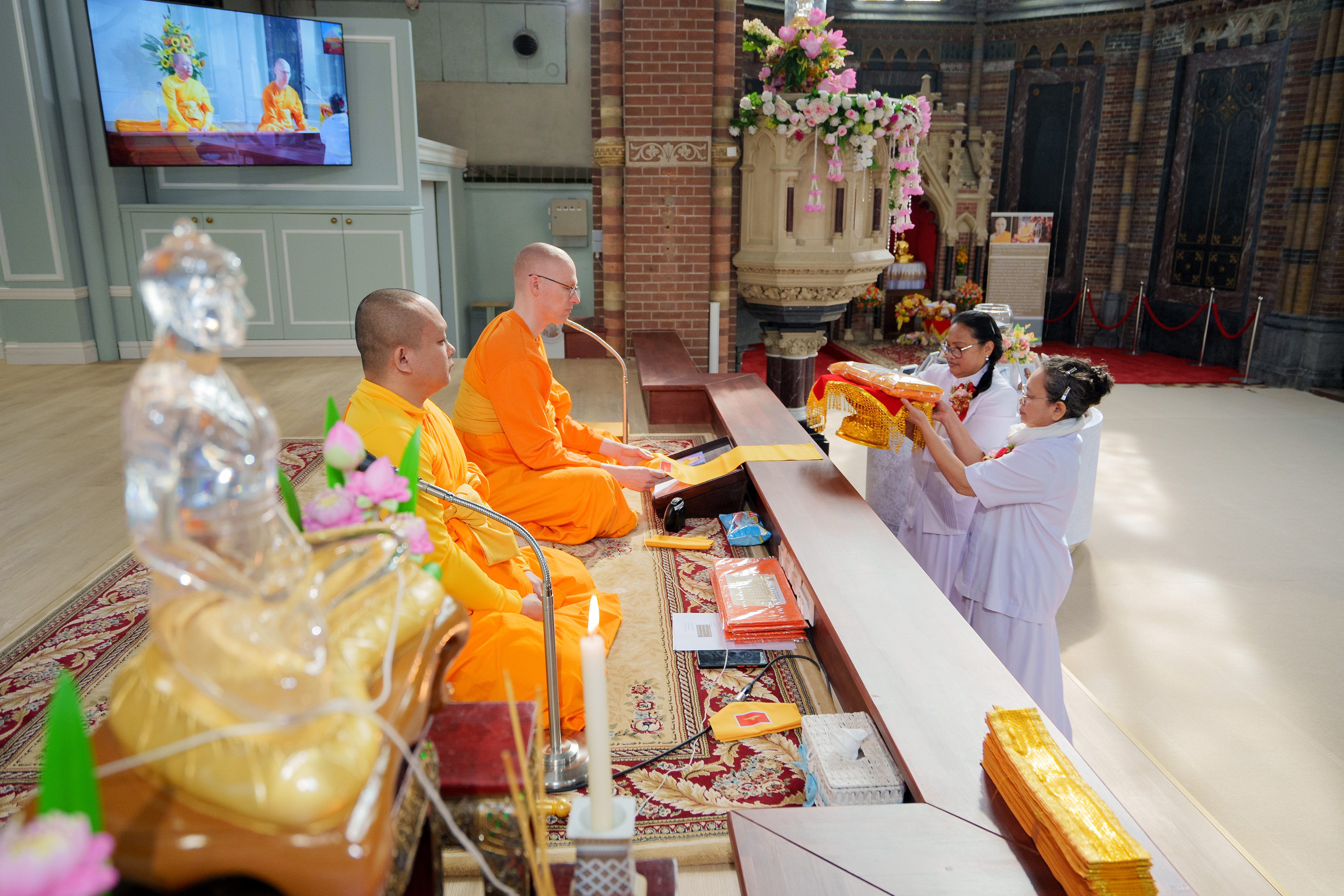 วัดพระธรรมกายเนเธอร์แลนด์ จัดงานบุญพิธีบุพเปตพลี
