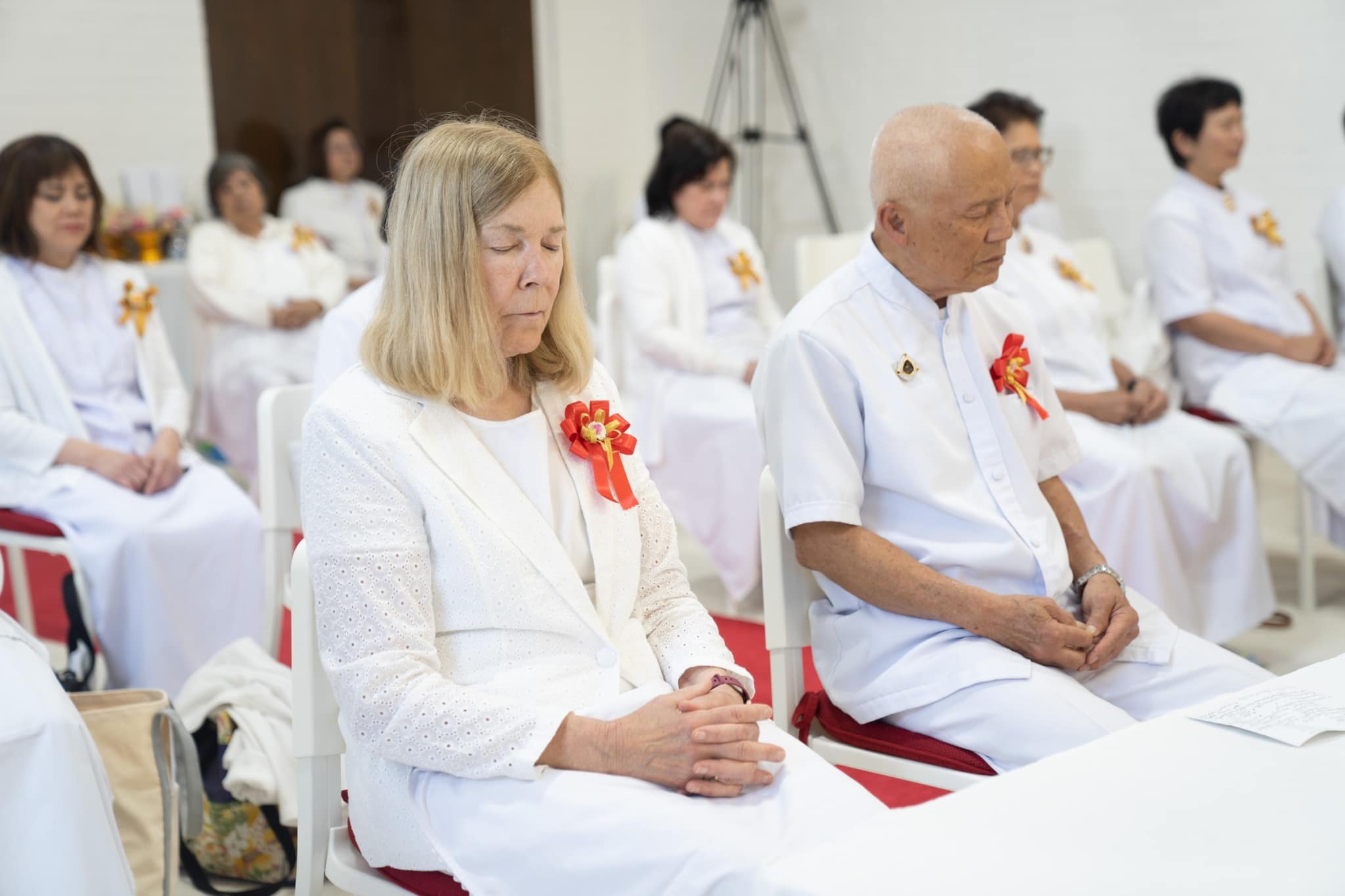 วัดพระธรรมกายแคลิฟอร์เนีย จัดพิธีบูชาข้าวพระ