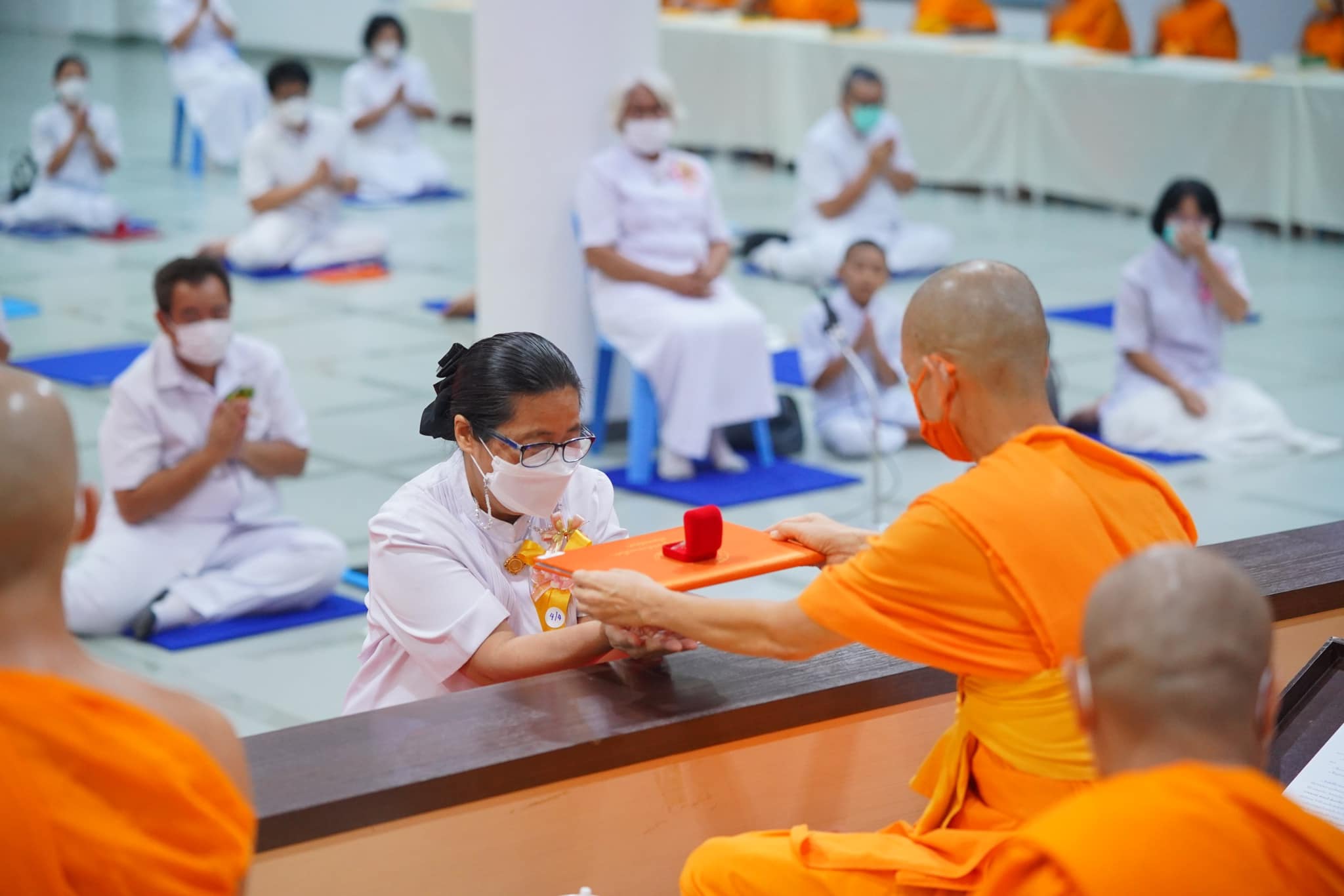 พิธีมอบเกียรติบัตร - ประกาศนียบัตรอภิธรรมศึกษา
