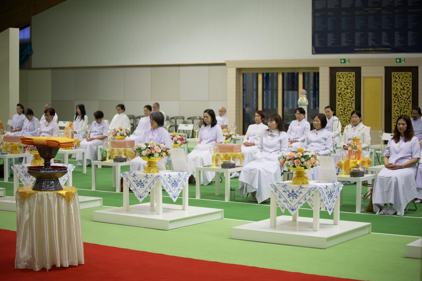 วัดพระธรรมกายบาวาเรีย จัดพิธีจุดวิสาขประทีป