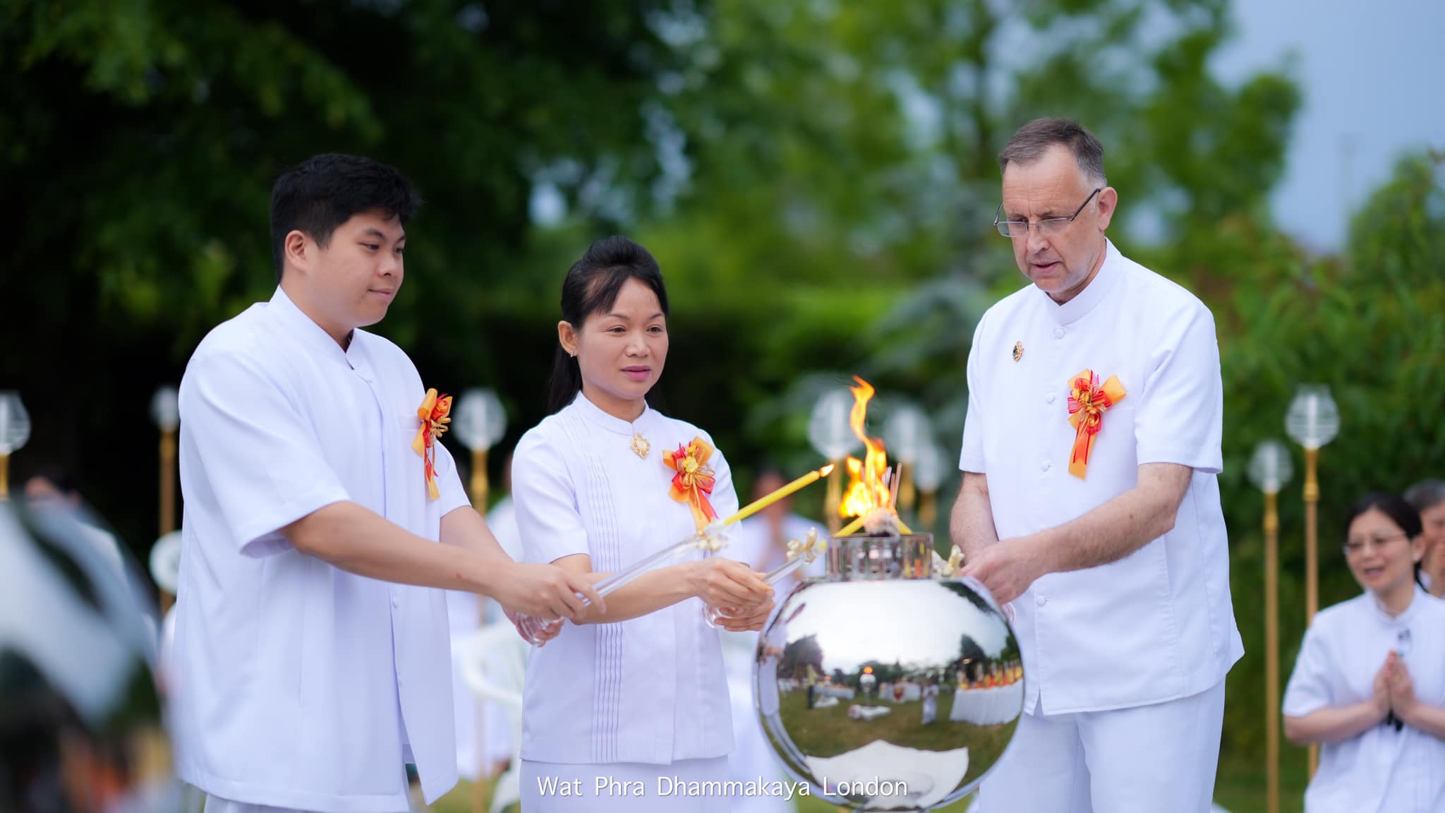 วัดพระธรรมกายลอนดอน จัดงานวิสาขบูชานานาชาติ