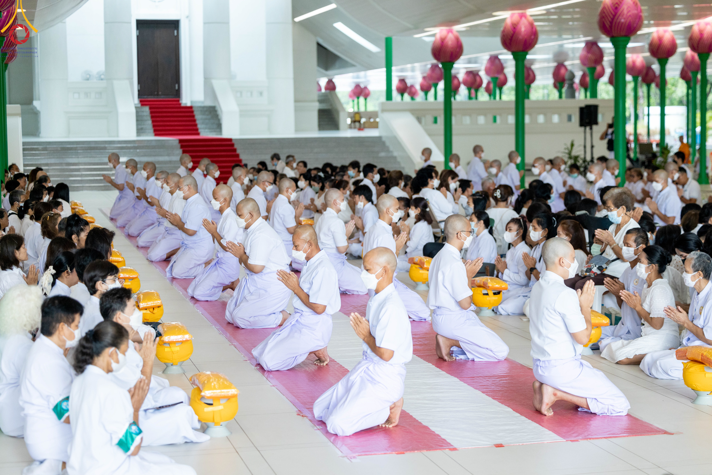 วัดพระธรรมกาย จัดพิธีบรรพชา 3 โครงการ