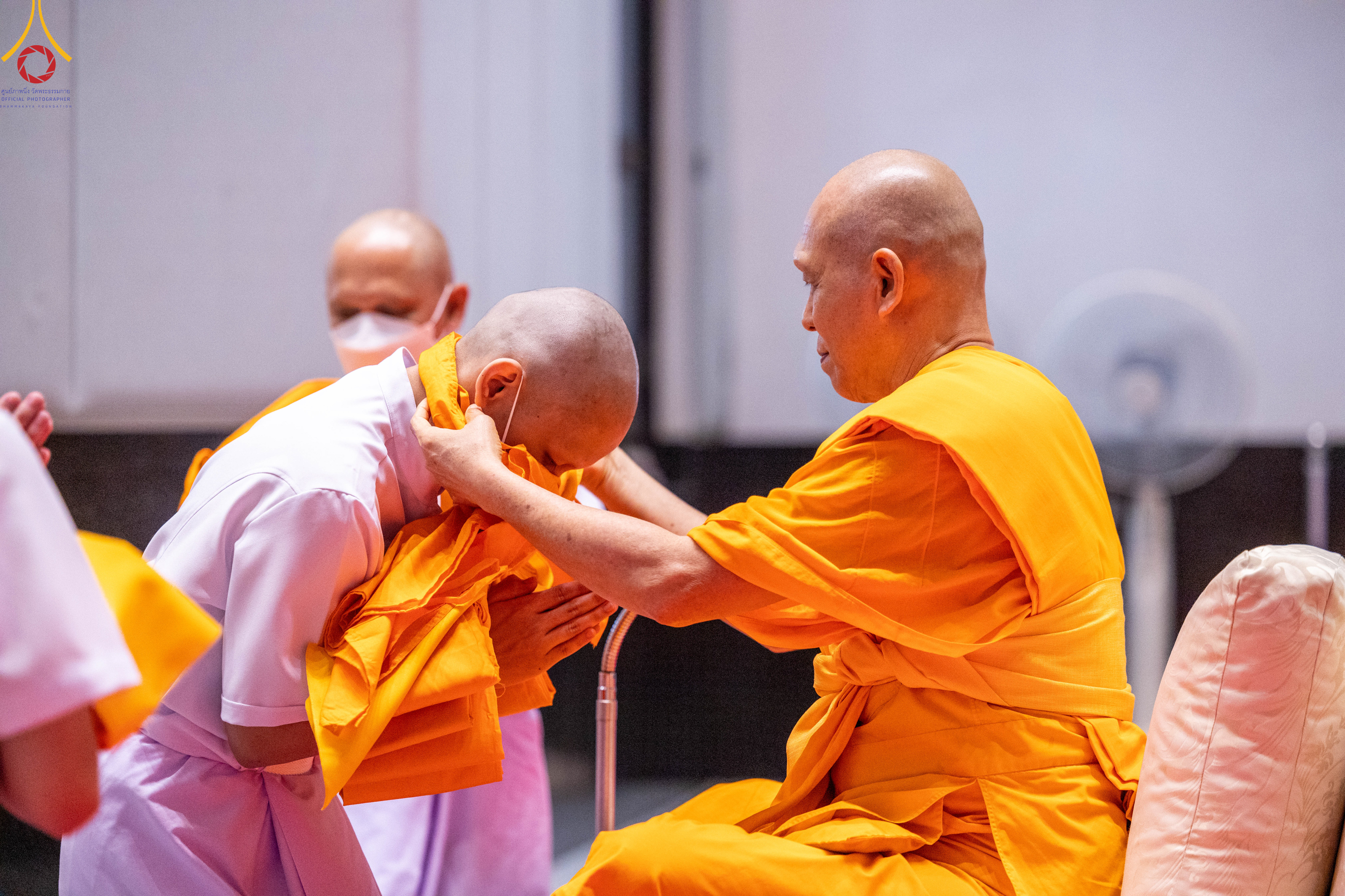 วัดพระธรรมกาย จัดพิธีบรรพชา 3 โครงการ