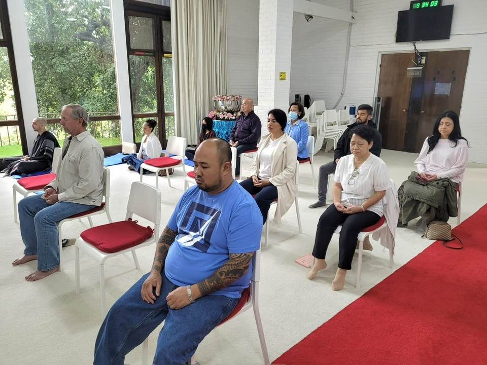 วัดพระธรรมกายแคลิฟอร์เนีย จัดกิจกรรม Sunday morning meditation session