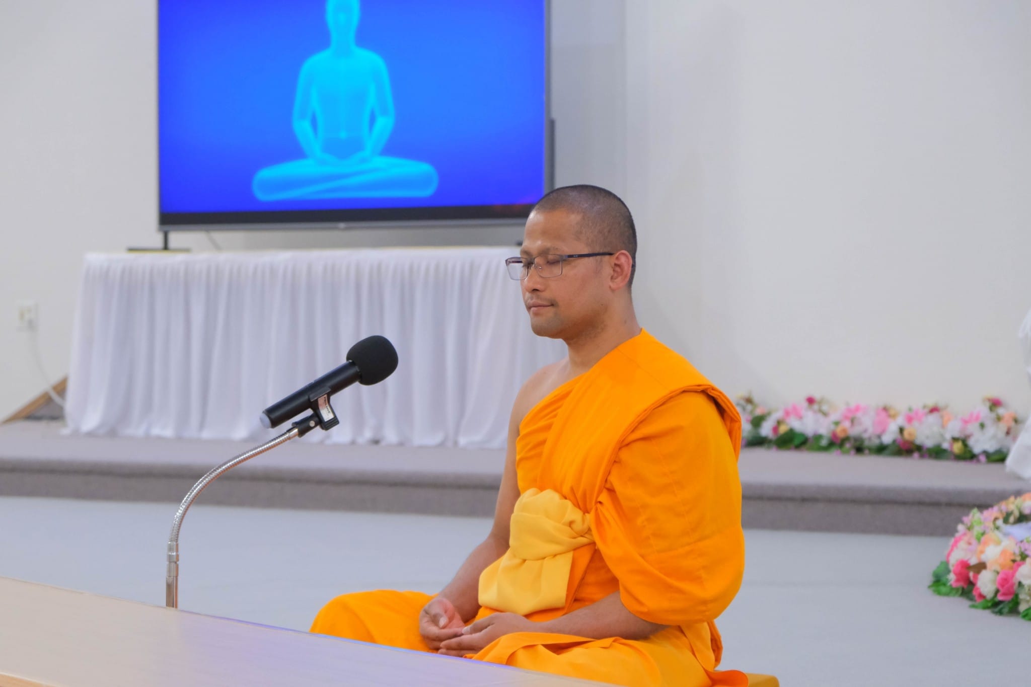 วัดพระธรรมกายมินเนโซตา จัดกิจกรรมคลาสสมาธิให้กับชาวท้องถิ่น