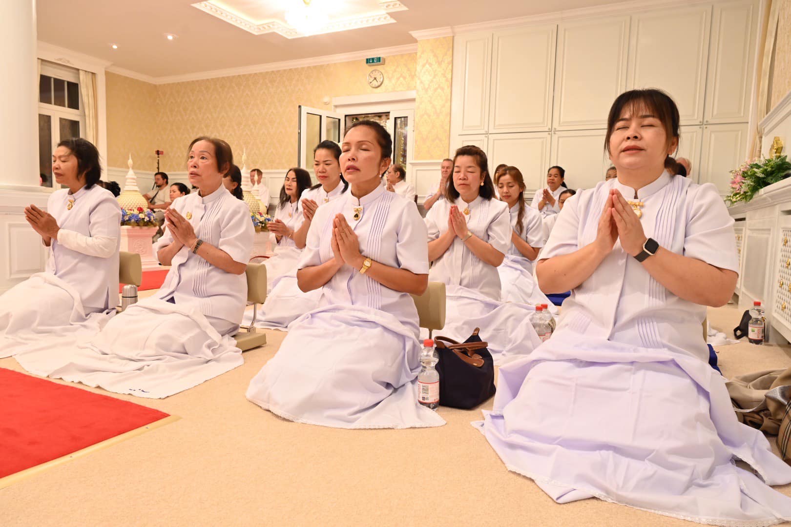 วัดพระธรรมกายสวิตเซอร์แลนด์ จัดพิธีทอดผ้าป่าครบรอบ 11 ปี