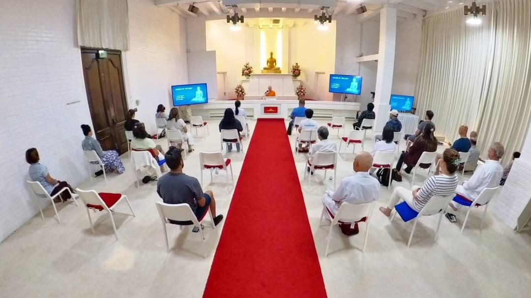 วัดพระธรรมกายแคลิฟอร์เนีย จัดกิจกรรมนั่งสมาธิสำหรับชาวท้องถิ่น