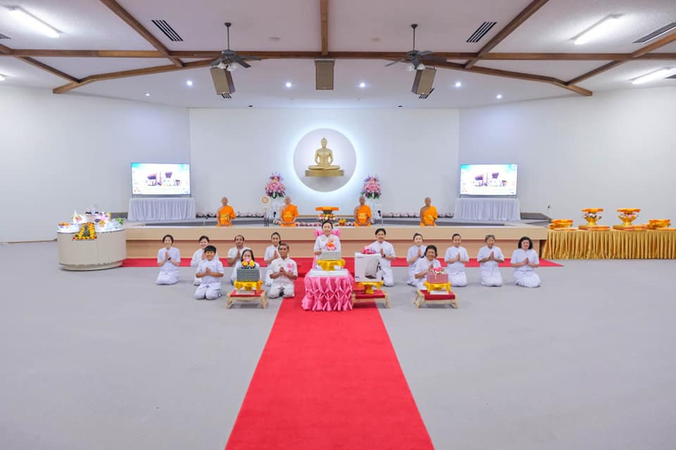 วัดพระธรรมกายมินเนโซตา จัดพิธีบูชาข้าวพระ
