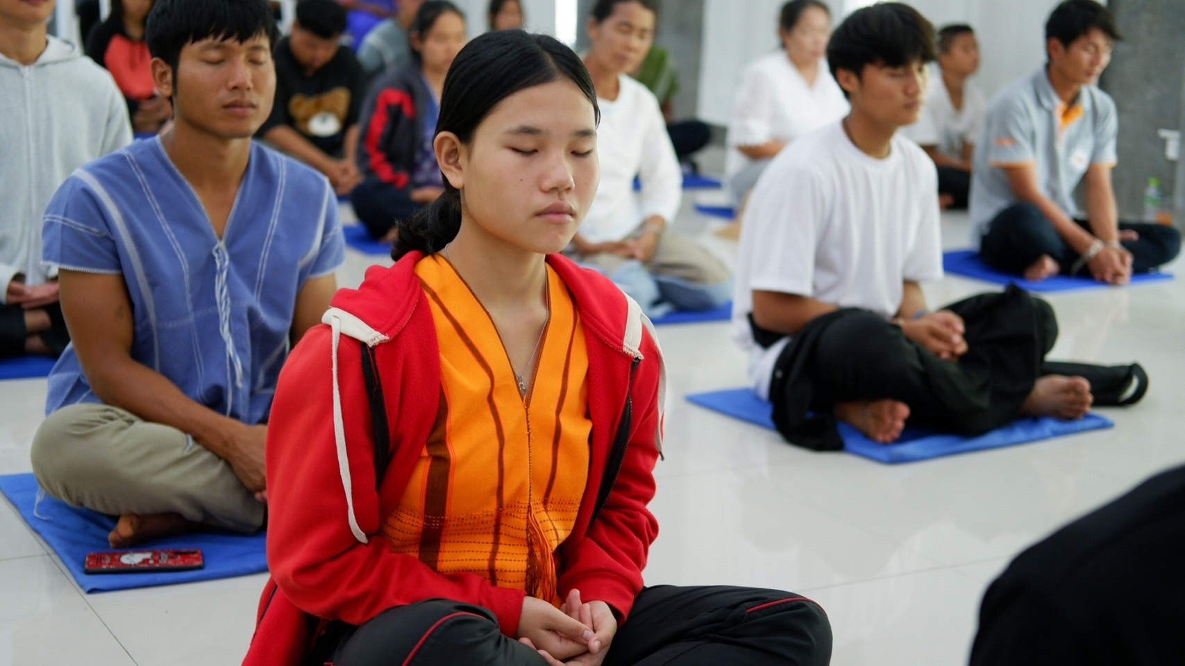 ศูนย์ปฏิบัติธรรมดอยหล่อ จัดพิธีถวายและรับมอบเทียนพรรษา น้อมถวาย 177 วัด จว.ชายแดนภาคเหนือ
