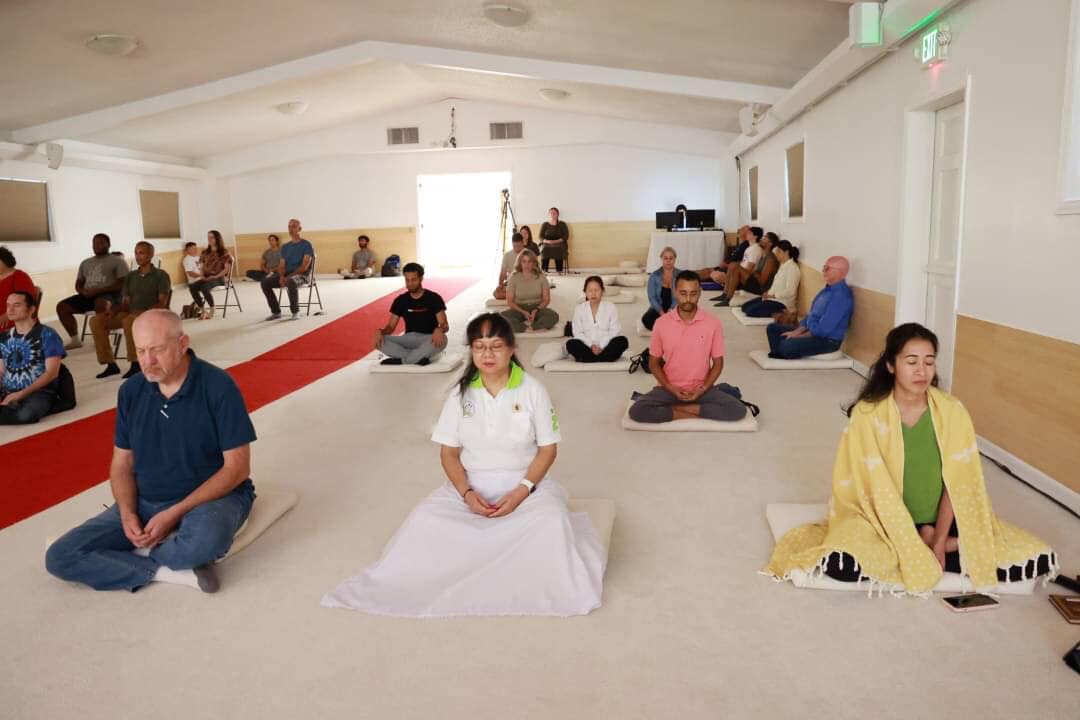 วัดพระธรรมกายจอร์เจีย จัดกิจกรรมนั่งสมาธิสำหรับชาวท้องถิ่น