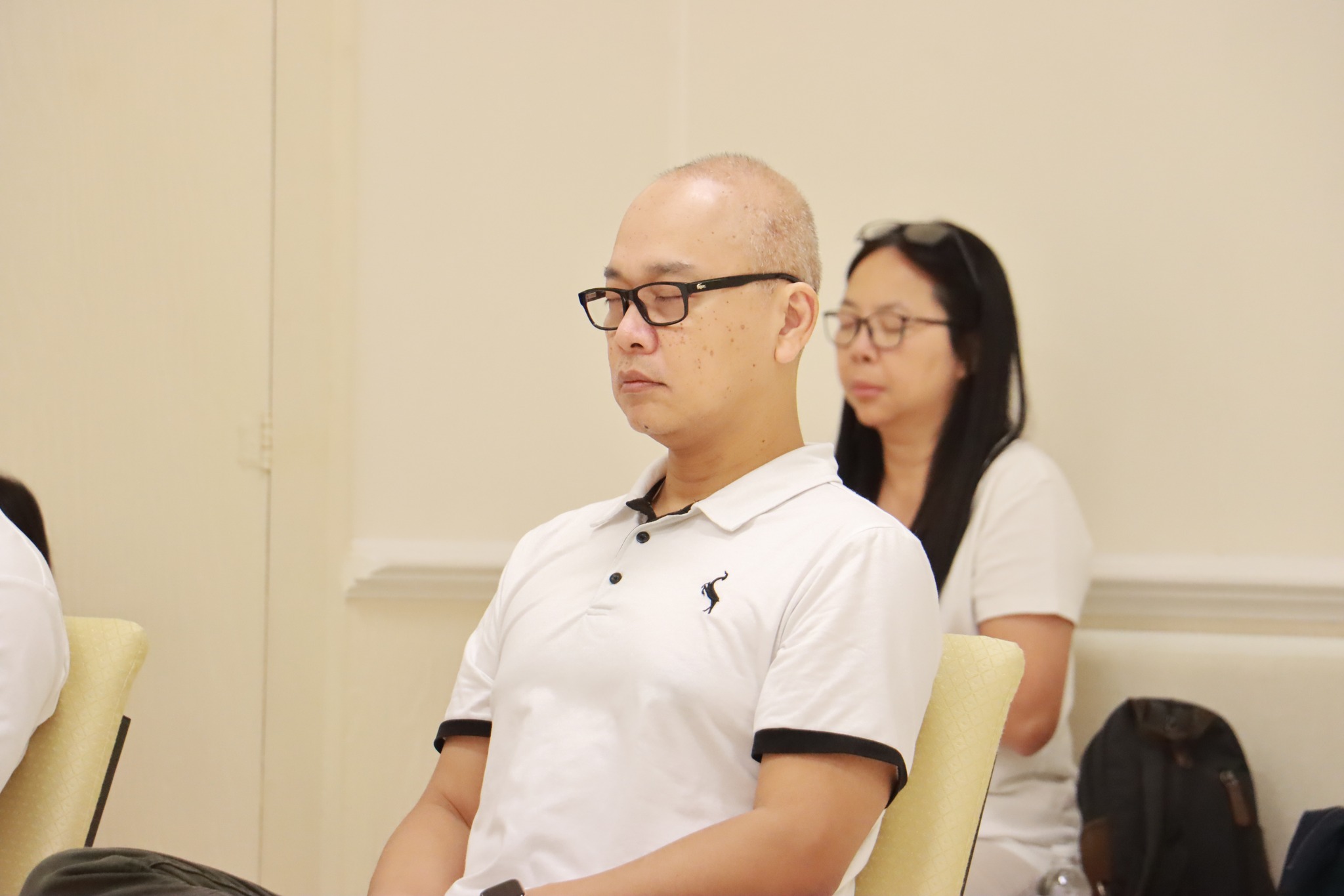 วัดพระธรรมกายนิวเจอร์ซี จัดพิธีถวายกองบุญคิลานเภสัช