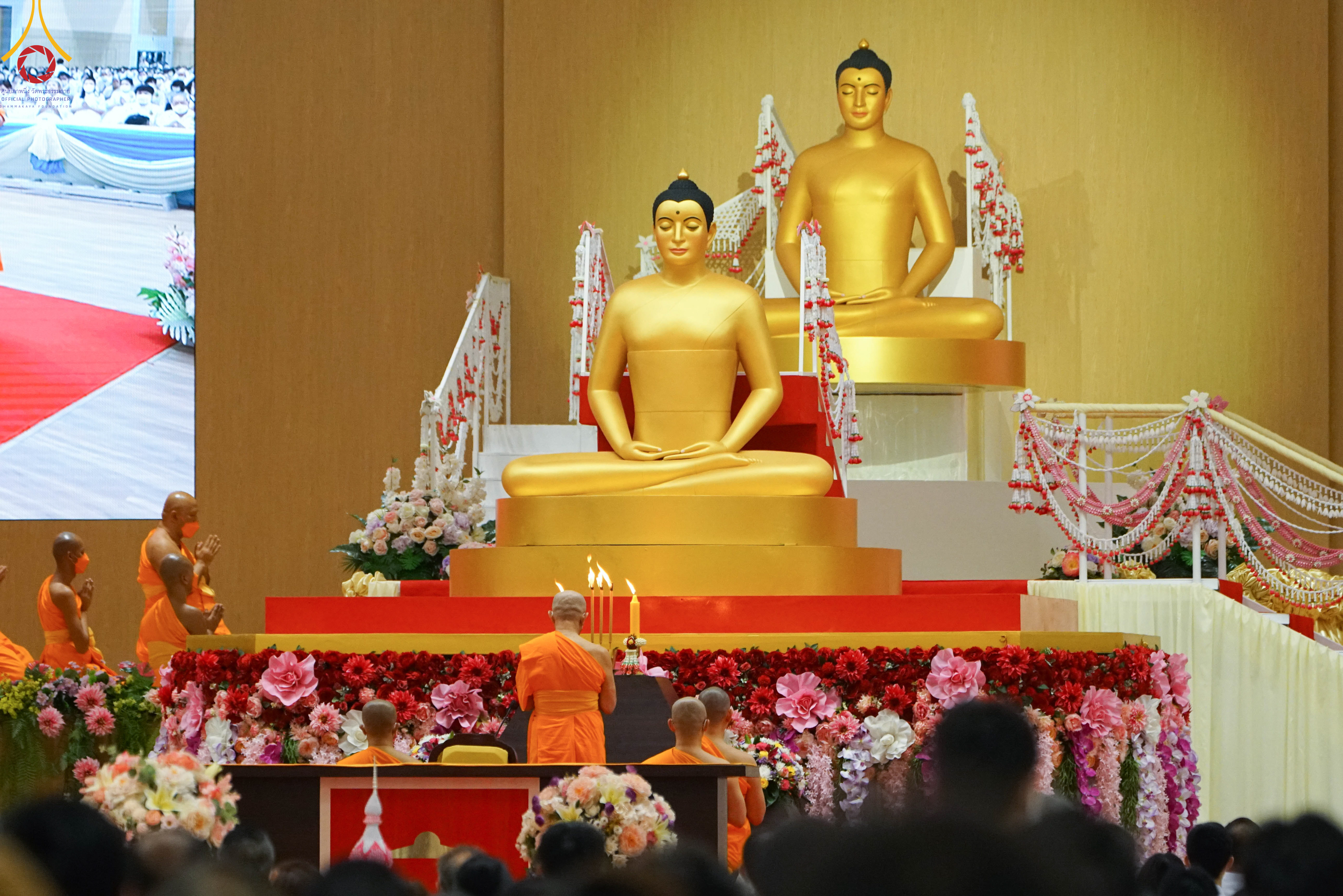 พิธีบรรจุพระบรมสารีริกธาตุ ภายในเกตุดอกบัวตูมองค์พระประธาน ณ ห้องแก้วสารพัดนึก 2