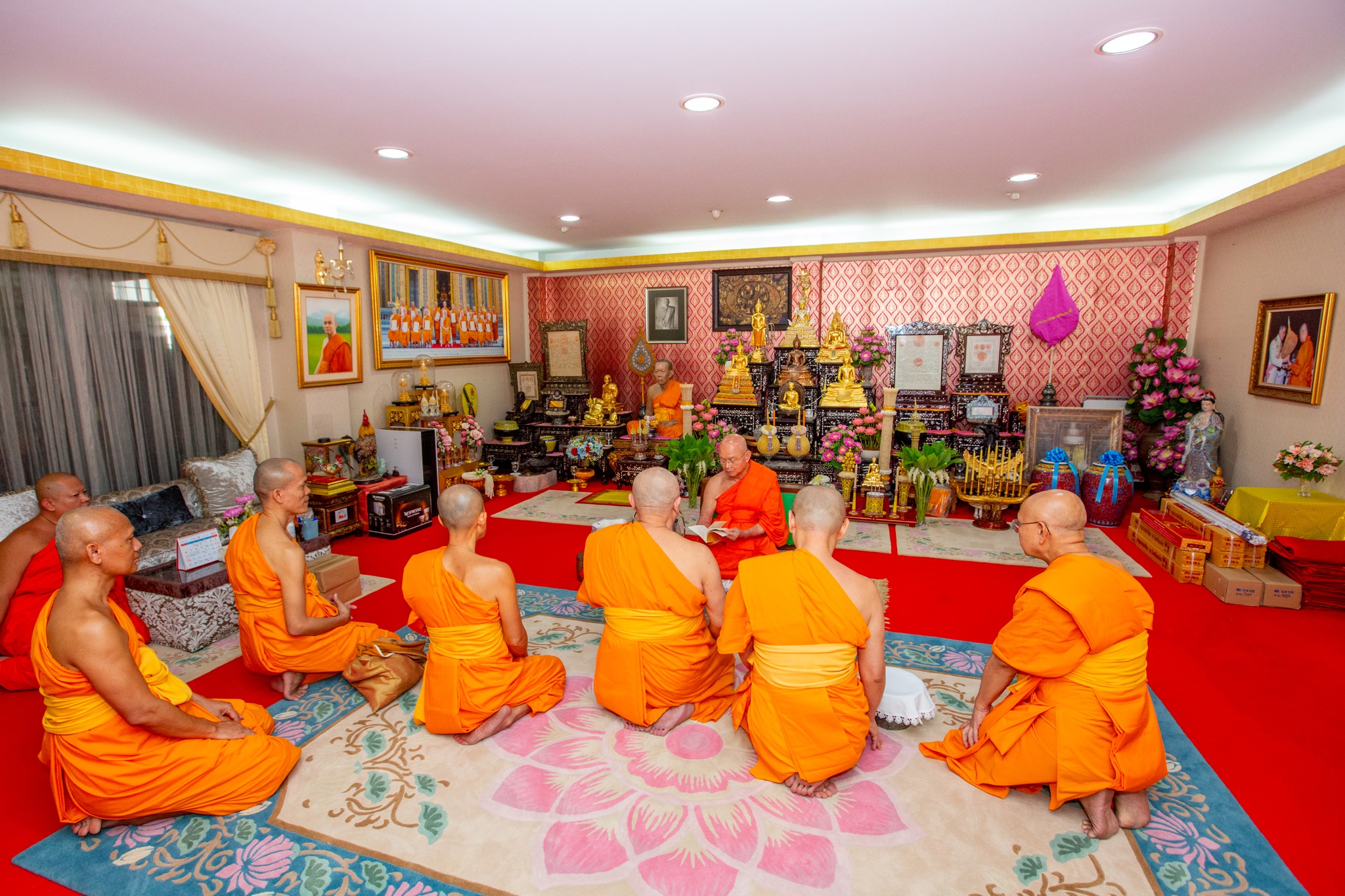 คณะสงฆ์สหภาพพระธรรมทูตไทยในอินโดนีเซียและแอฟริกา ทำสามีจิกรรมพระผู้ใหญ่