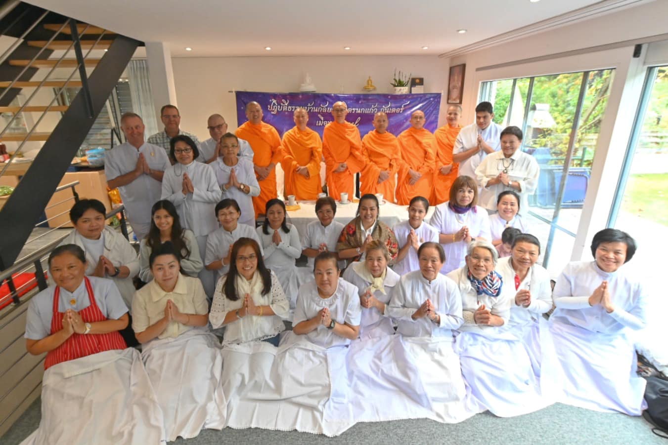 วัดพระธรรมกายสวิตเซอร์แลนด์ จัดปฏิบัติธรรม ณ เมืองบาเซิ่ล