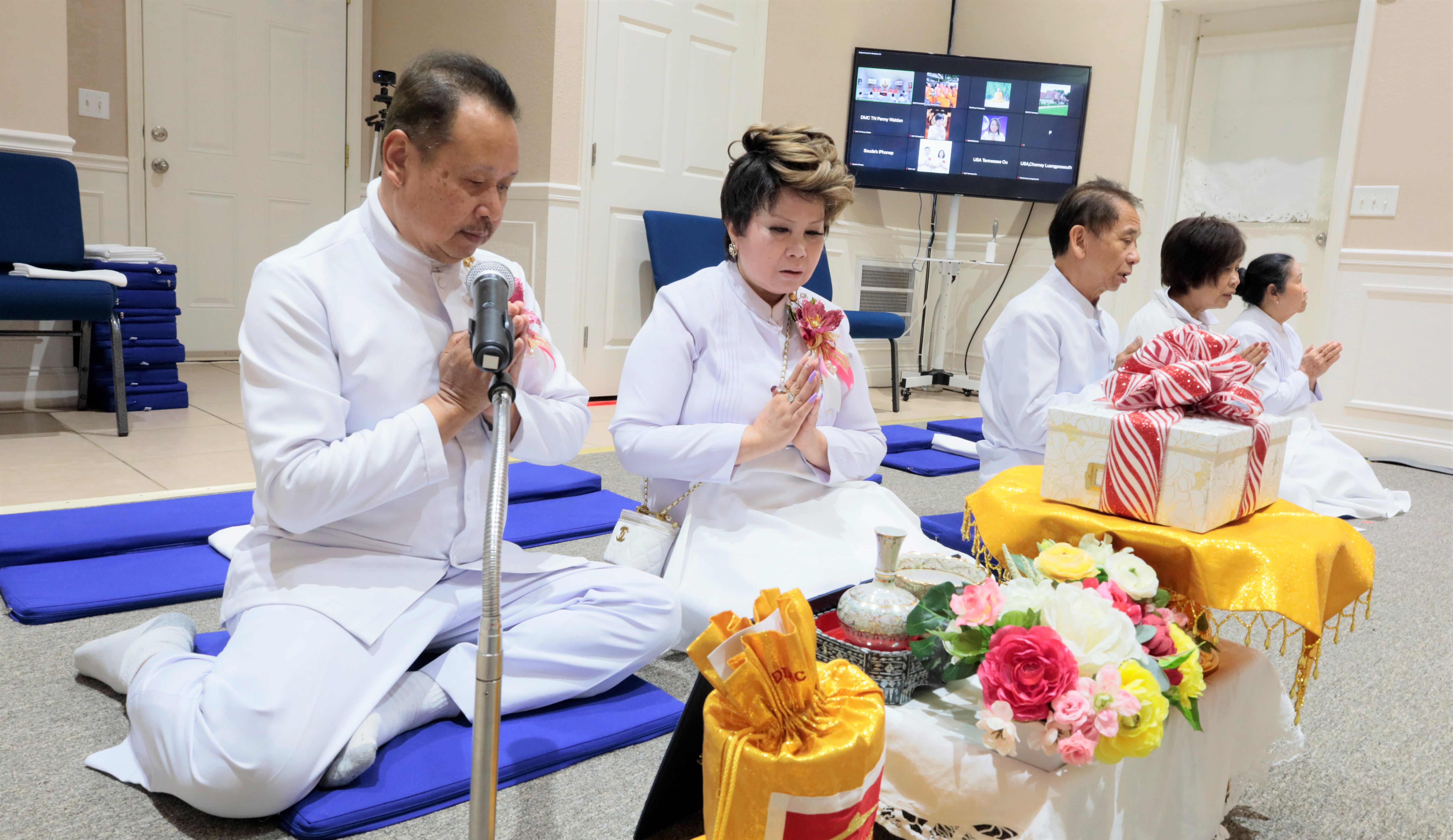 วัดพระธรรมกายเทนเนสซี จัดปฏิบัติธรรมวันอาทิตย์