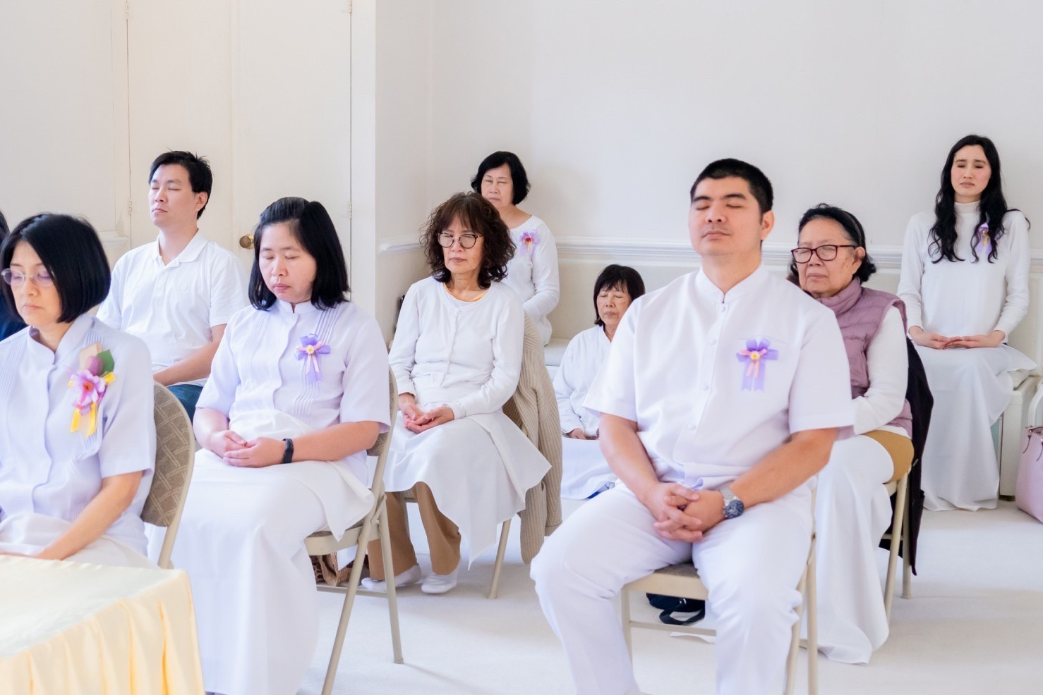 วัดพระธรรมกายนิวเจอร์ซี จัดพิธีจุดเทียนใจไฟนิรันดร์อนันตชัย